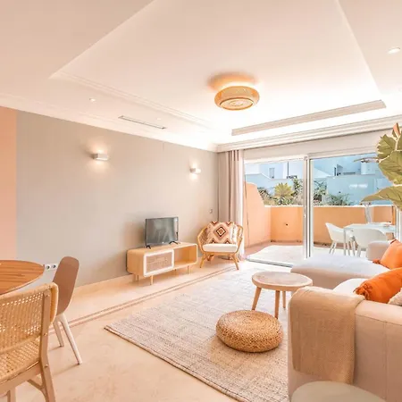 Stylish Aloha Hill Club - Tcm Apartman